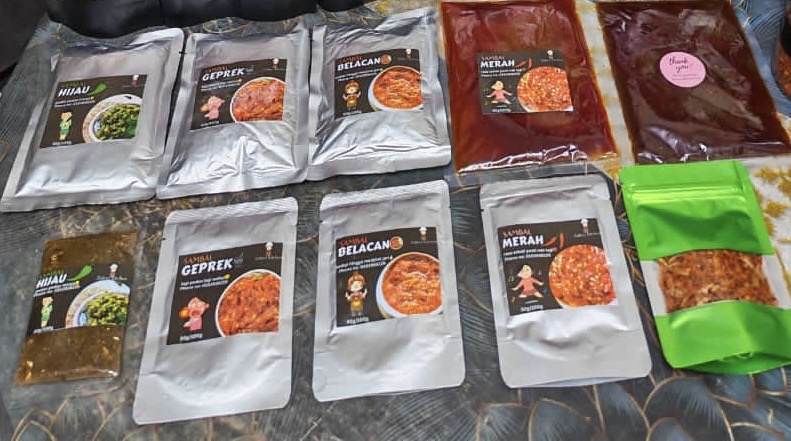 Aneka sambal: 100g