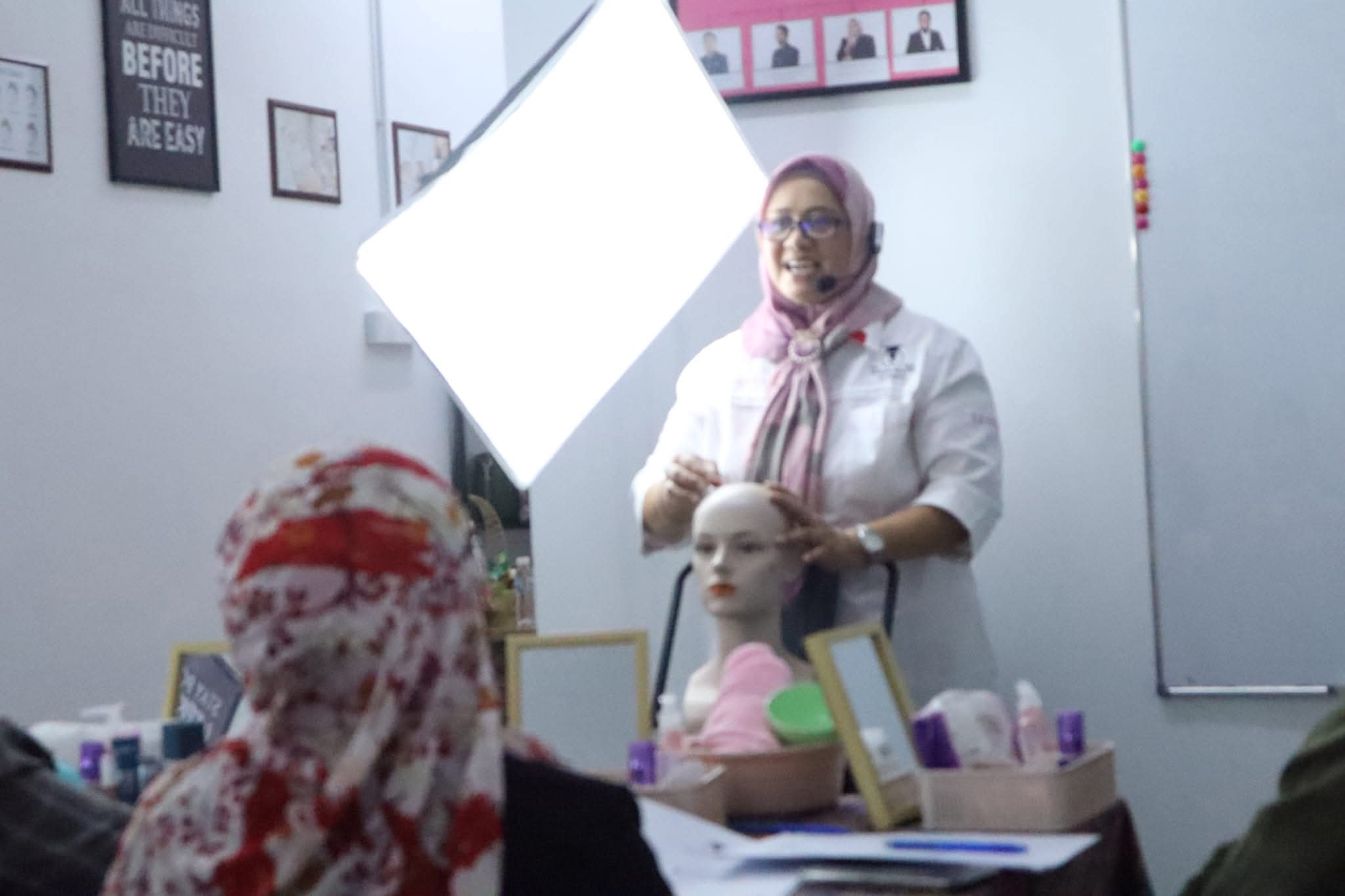 LEESYA BEAUTY